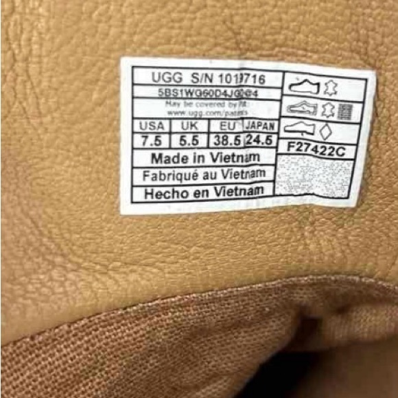 UGG Suede Hightop Sneakers w Shearling Trim Size 7.5 NWT - Picture 7 of 8